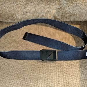 NWOT Men's Under Armour webbing adjustable belt md